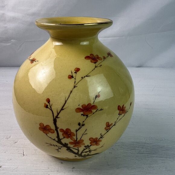 Vintage Hyalyn USA #834 Gold Trimmed Japanese Cherry Blossom Round Pottery Vase - Picture 5 of 9